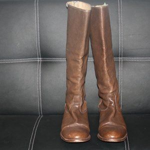 FRYE Mellissa Back Zip & Snap Boots